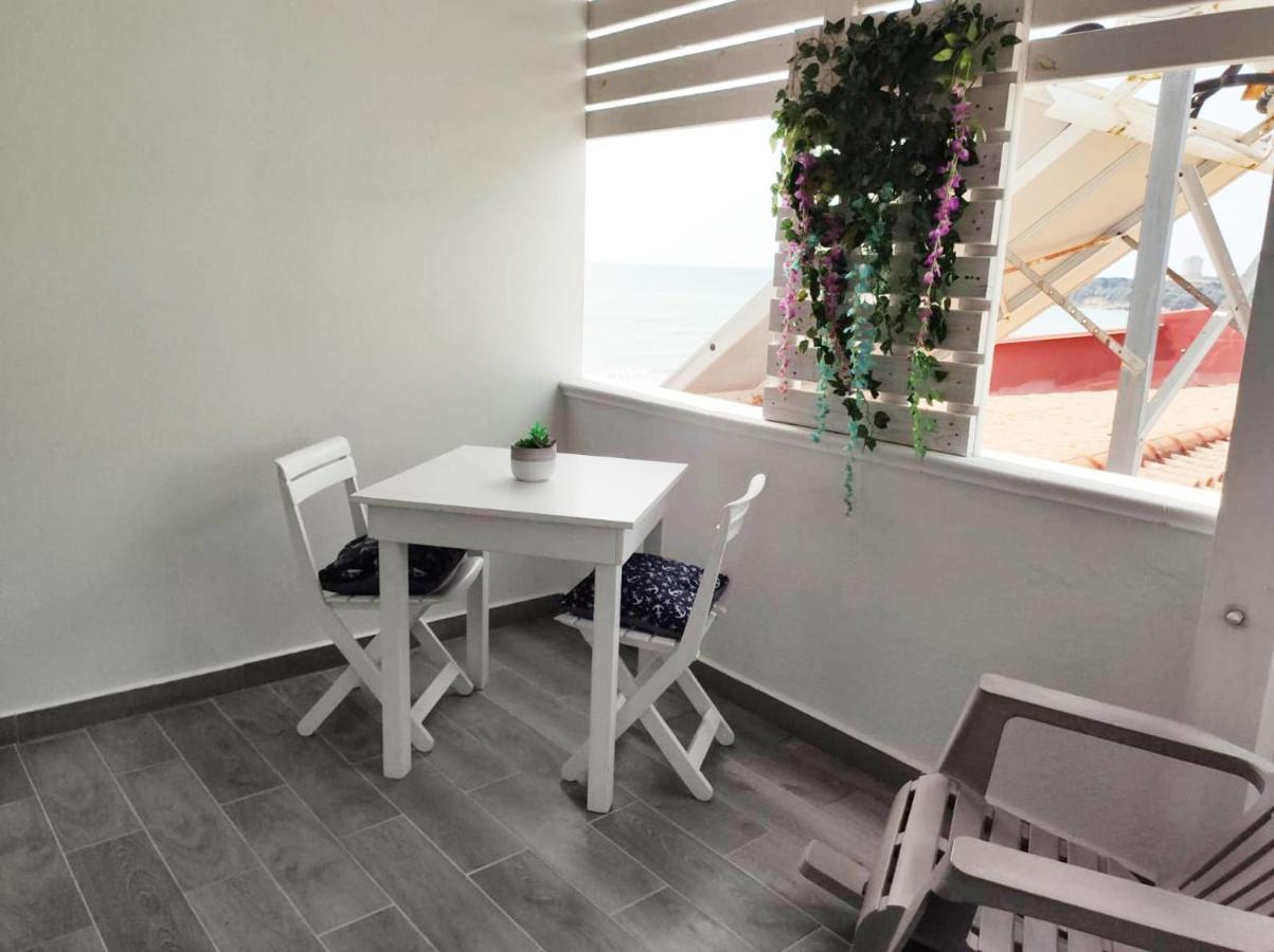 B&B Capo Rizzuto Fronte Mare Bagian luar foto